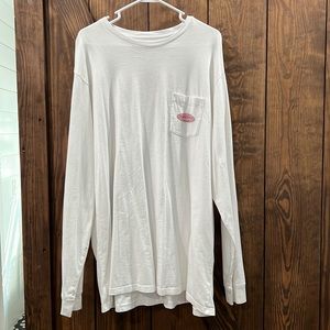 Mens vineyard vines… new without tags .. washed but never worn.. xxl